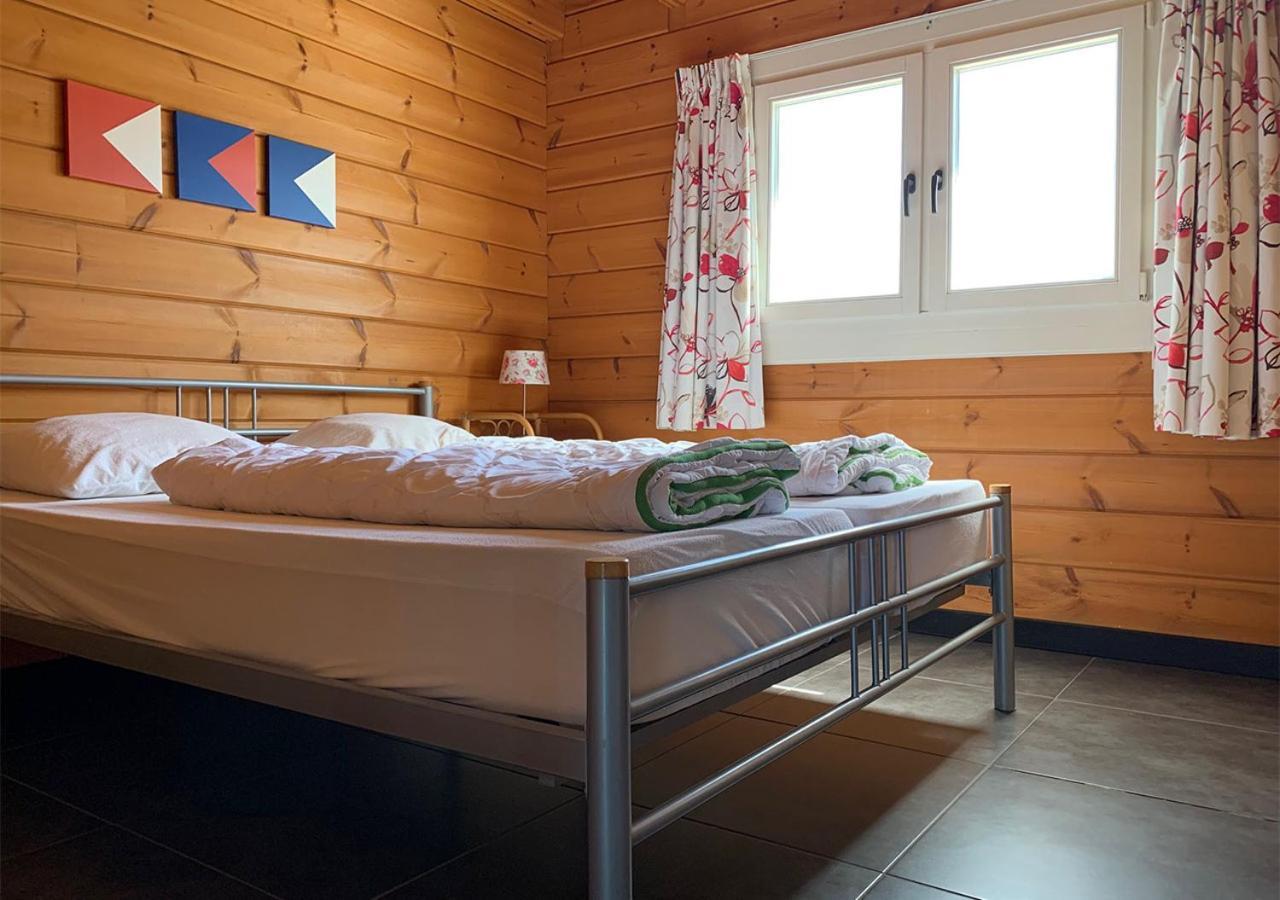 Chaletparc Krabbenkreek Zeeland - Chalet 214 Sint-Annaland Buitenkant foto