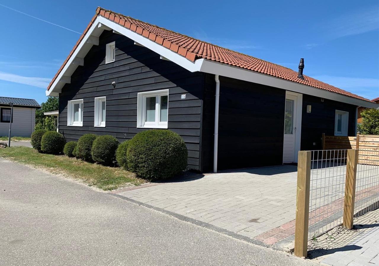 Chaletparc Krabbenkreek Zeeland - Chalet 214 Sint-Annaland Buitenkant foto