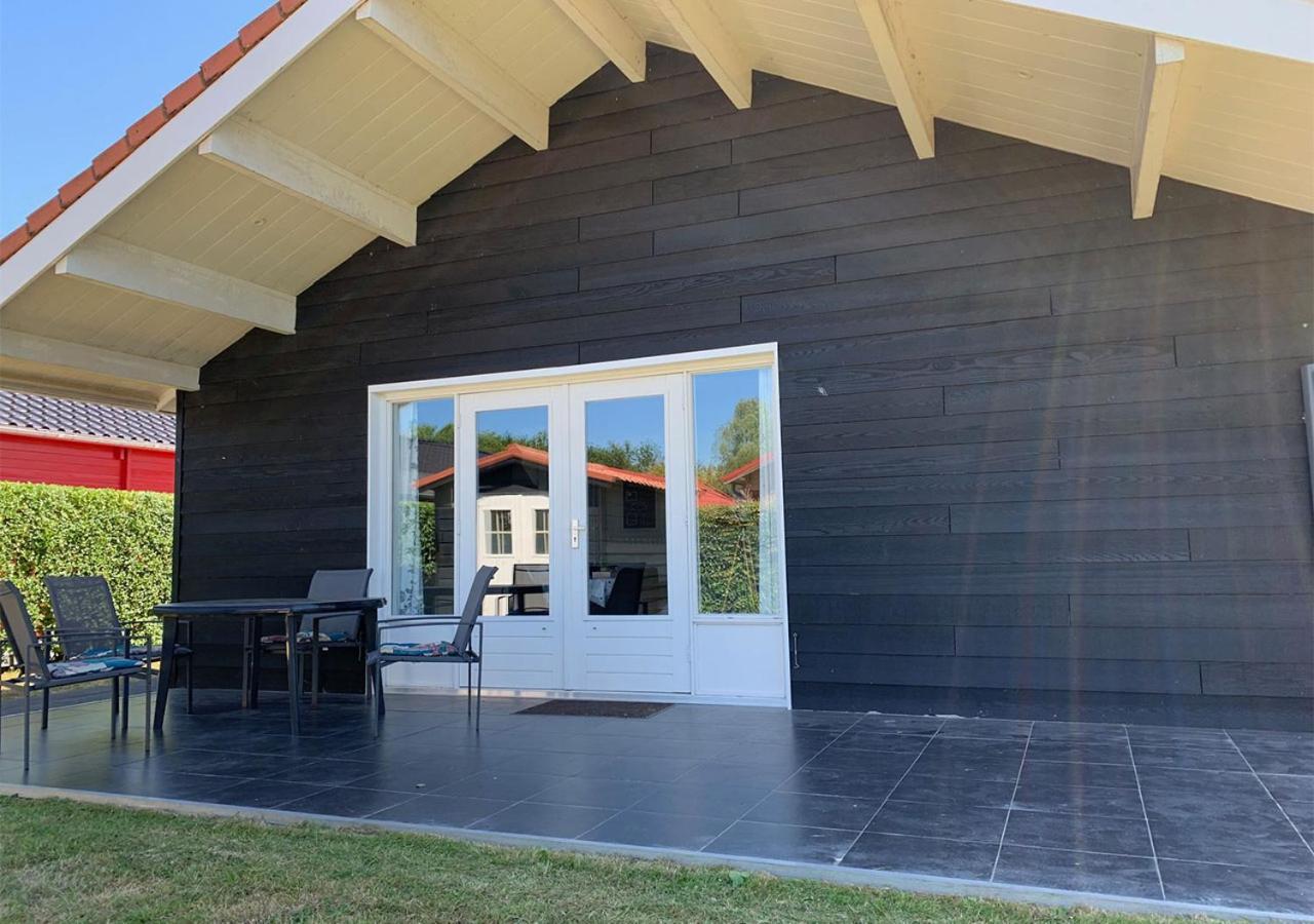 Chaletparc Krabbenkreek Zeeland - Chalet 214 Sint-Annaland Buitenkant foto